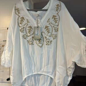 Skemo White Blouse with Gold Embroidery